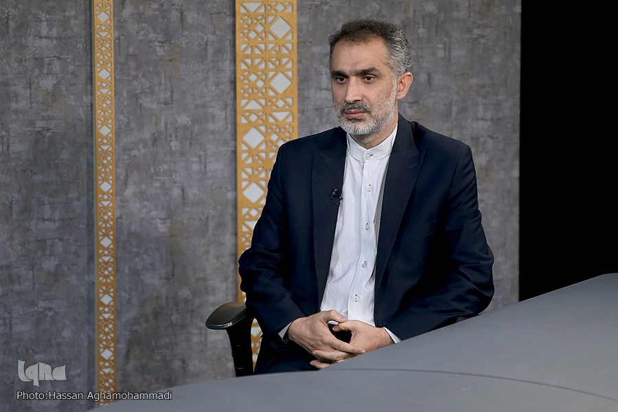 مهدی شکیبایی، کارشناس مسائل منطقه مهدی شکیبایی، کارشناس مسائل منطقه