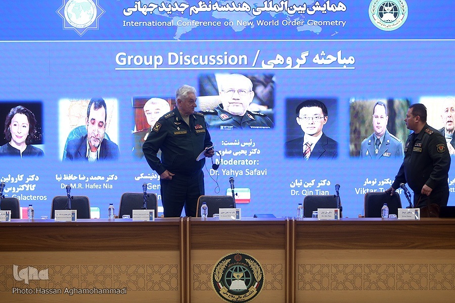 غرب و آمریکا به دنبال کلونی‌سازی جهان بوده‌اند