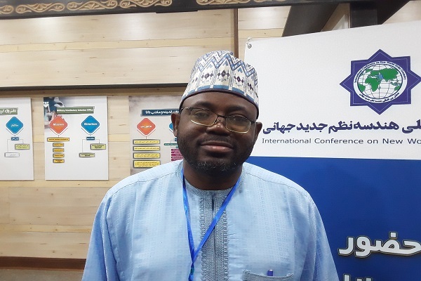 بِلو ابوبکر صلاتی (Dr. Bello Abubakar Salati)، استاد دانشگاه از نیجریه بِلو ابوبکر صلاتی (Dr. Bello Abubakar Salati)، استاد دانشگاه از نیجریه