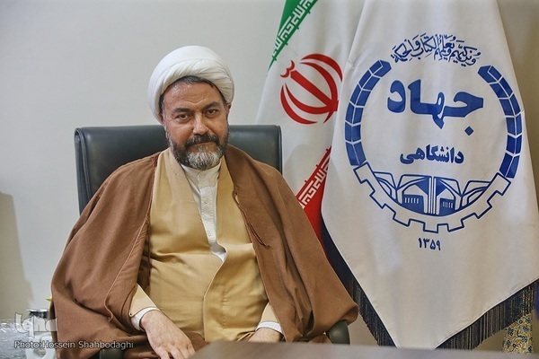 نشست 100 نشست 100