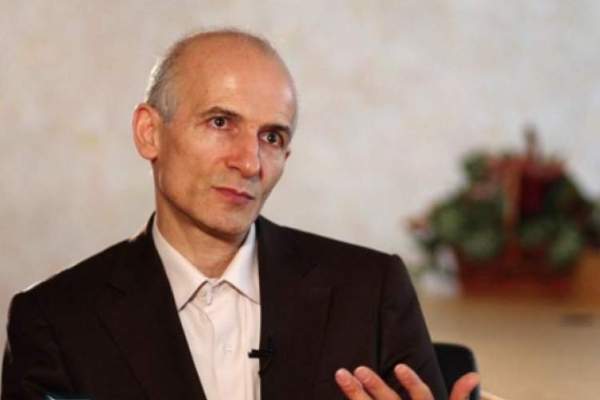 مقصود فراستخواه: مقصود فراستخواه: