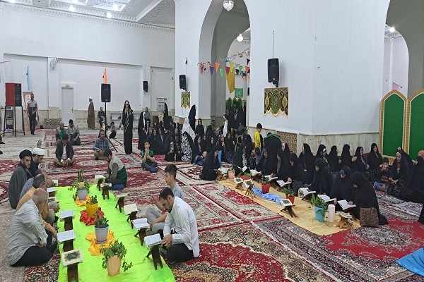 محفل انس با قرآن امامزاده عبدالله(ع) محفل انس با قرآن امامزاده عبدالله(ع)
