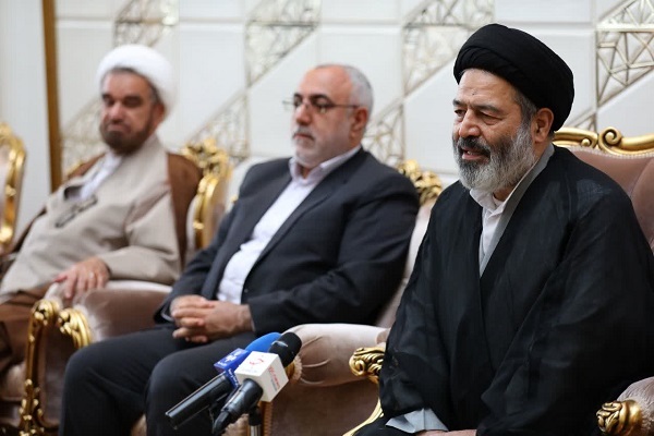 ارسالی/ مسئولان حج ایران عازم سرزمین وحی شدند