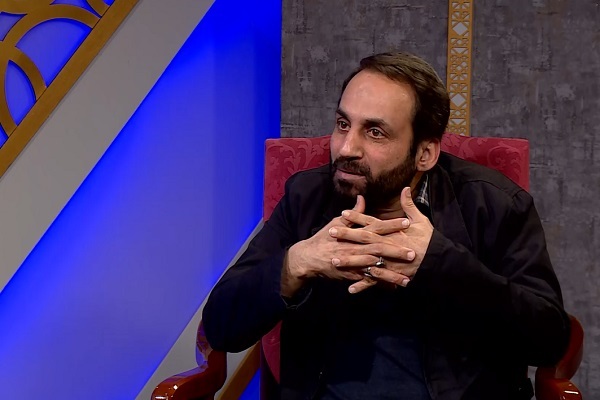 نصر‌ت‌الله عارف حسینی از قاریان و مدرسان برجسته کشور