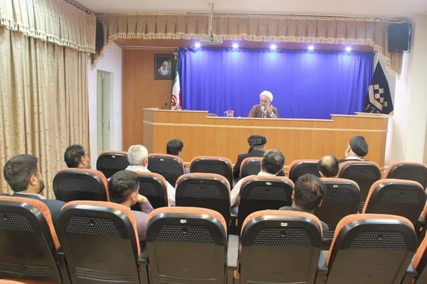 محمود احمدی میانجی، رئیس مؤسسه آموزش‌های کوتاه مدت