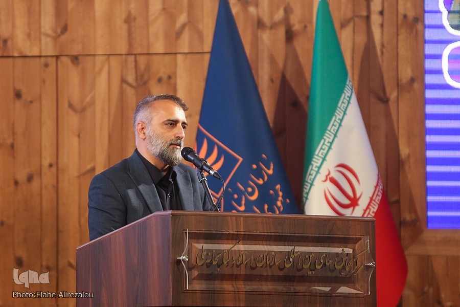 استاد فاطمی‌نیا نه مردم را از دین بیزار می‌کرد، نه نسبت به دین بی‌اعتنا می‌کرد