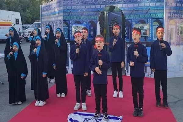 گروه سرود سفیران نور دارالقرآن المهدی(عج) گروه سرود سفیران نور دارالقرآن المهدی(عج)