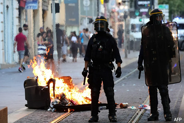 برای پلیس نژادپرست، زندگی اعراب، سیاه پوستان و مسلمانان اهمیتی ندارد