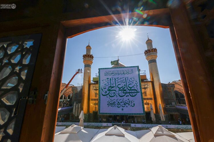 آماده‌سازی حرم امیرالمؤمنین(ع) در آستانه عید غدیر