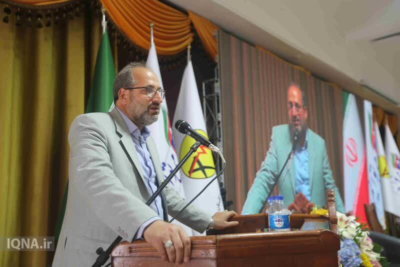 سعادت جامعه در لایههای مختلف در روند استفاده از قرآن و عترت است سعادت جامعه در لایههای مختلف در روند استفاده از قرآن و عترت است