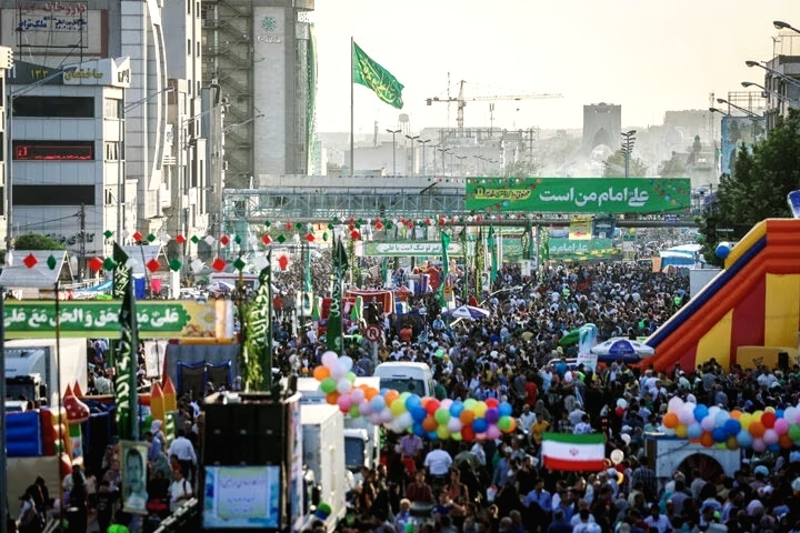 کامِ شیرینِ تهرانی‌ها در جشن غدیر