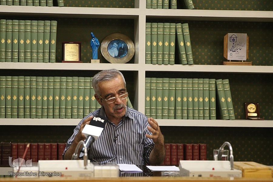 حضرت علی(ع) نماد پهلوانی، دادگری و حمایت از بینوایان است