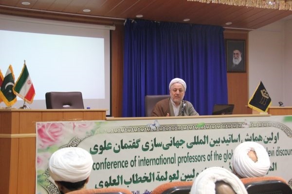 محمود احمدی میانجی، رئیس مؤسسه آموزش‌های کوتاه مدت المصطفی