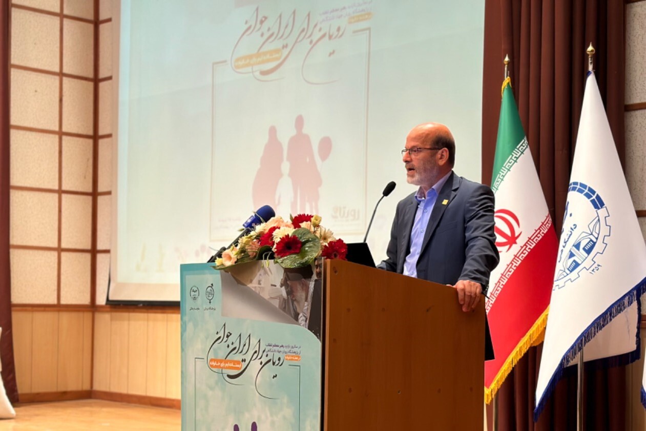 کار‌ جهادی همراه با ایمان از مشخصه‌های پژوهشگاه رویان است