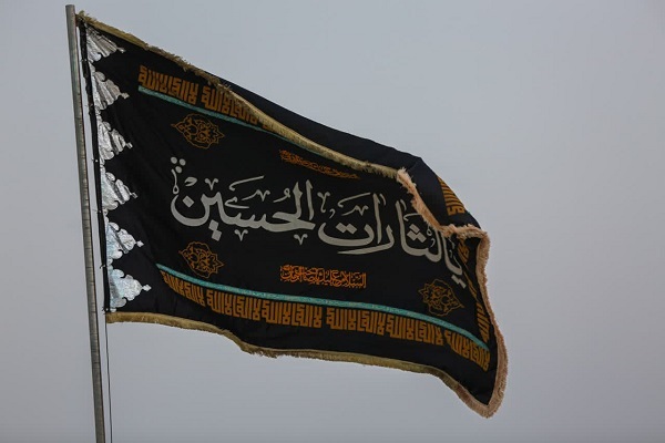 آیین تعویض پرچم گنبد مسجد مقدس جمکران برگزار شد