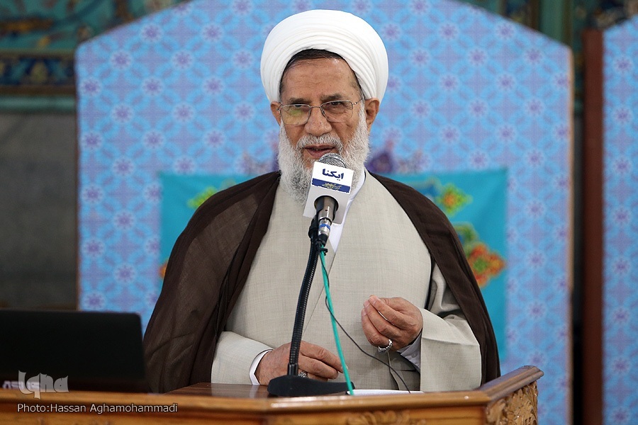 حجت‌الاسلام و المسلمین عباس محمدحسنی، نماینده ولی‌فقیه در ارتش و رئیس سازمان عقیدتی ـ سیاسی ارتش