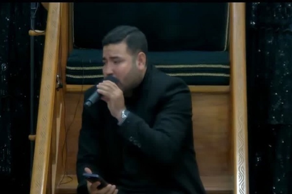 عَلم عزای سید و سالار شهیدان در شهر آنتاناناریوو ماداگاسکار برافراشته شد