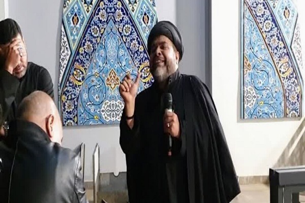 عَلم عزای سید و سالار شهیدان در شهر آنتاناناریوو ماداگاسکار برافراشته شد