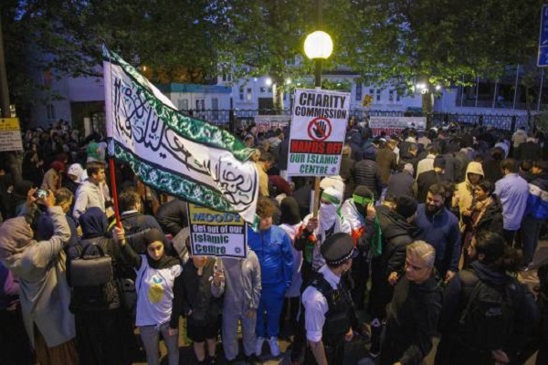 مقابله با اسلام ناب و ایرانهراسی، انگیزه دخالت در امور مراکز اسلامی انگلیس // اماده مقابله با اسلام ناب و ایرانهراسی، انگیزه دخالت در امور مراکز اسلامی انگلیس // اماده