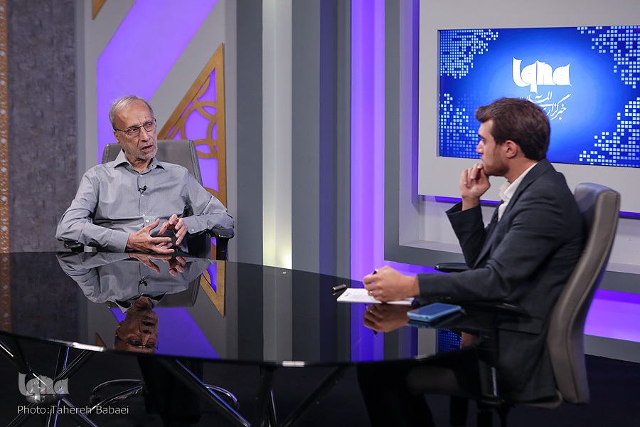 بخش دوم/// نسبت به جامعه ایران خوشبینم / گفت‌وگو پایان ندارد، دنبال آغاز باشیم + فیلم