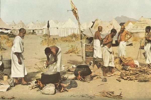 راه مکه: سیر سفر به حج در طول تاریخ