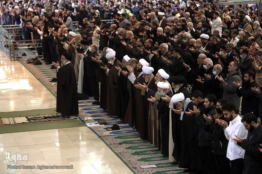 نماز عید سعید قربان به امامت حجت‌الاسلام سید احمد خاتمی اقامه شد