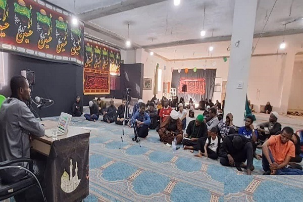 ماه محرم بهترین فرصت برای تبیین و تبلیغ ارزشهای دینی است ماه محرم بهترین فرصت برای تبیین و تبلیغ ارزشهای دینی است