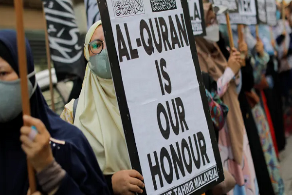 هتک حرمت قرآن و مسئله مرزهای آزادی بیان