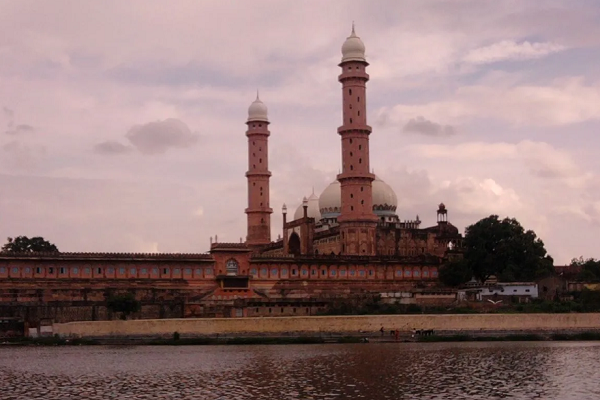 نگاهی به 9 مسجد زیبا و بزرگ هند