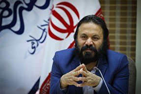 هنرمندان و نویسندگان راوی فرهنگ ایثار و شهادت باشند