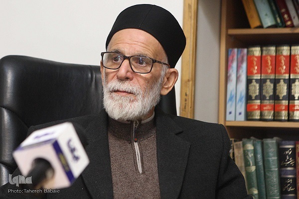 بی‌تقوایی، عدم مطالعه و تلمذ نزد استاد؛ آفات یک منبر خوب