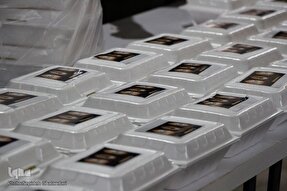 فیلم | اطعام به رنگ ارادت به حسین(ع)