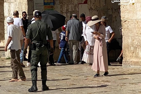 شهادت 1 فلسطینی و شب خشم فلسطینیان برابر یورش صهیونیست‌ها به مسجد الاقصی/اماده