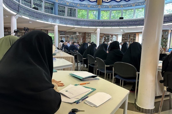 همایش دو روزه عاشورا پژوهی در دنیای معاصر در هامبورگ برگزار شد