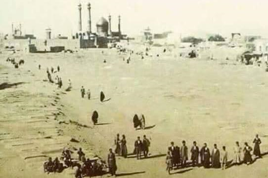 عکسی قدیمی از کاروان حمل اجساد به کربلا در زمان قاجار
