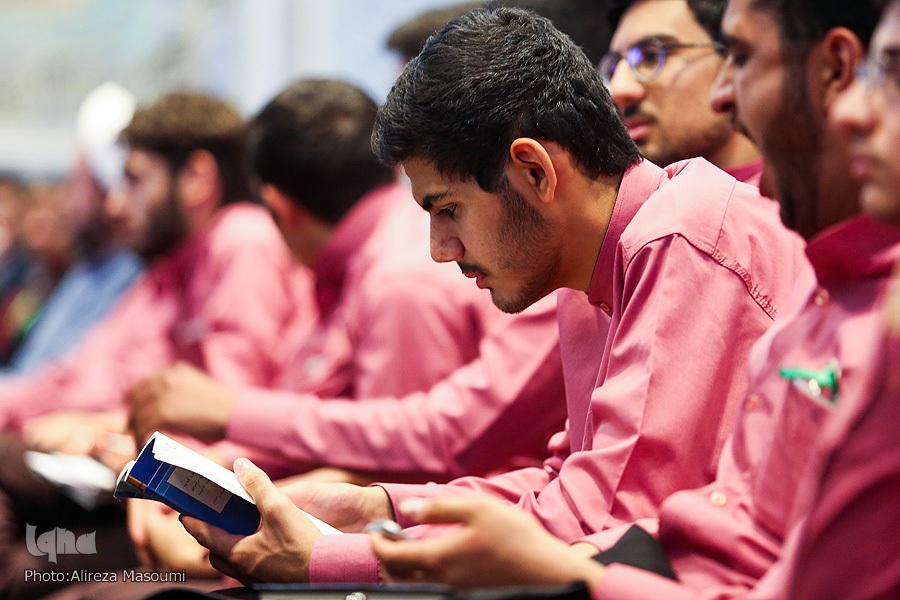 مسابقات قرآن عترت و نماز دانشآموزان مسابقات قرآن عترت و نماز دانشآموزان