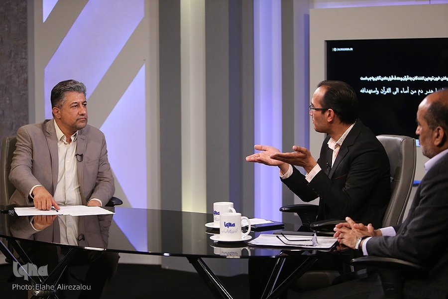 فردا/ دلایل و پیامدهای هتک حرمت قرآن و واکنشهای لازم فردا/ دلایل و پیامدهای هتک حرمت قرآن و واکنشهای لازم