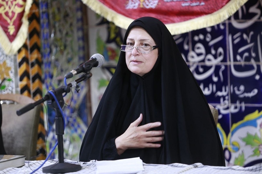 شب شعر بانوان زینبی در کربلا برگزار شد/ تدوین کتابی با ۴۰ شعر از اصحاب کربلا شب شعر بانوان زینبی در کربلا برگزار شد/ تدوین کتابی با ۴۰ شعر از اصحاب کربلا