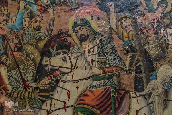 گفتگوی عاشقانه با پردههای عزای حسینی ./ حسین قوللرآغاسیبا هر چه عشق نام تو را میتوان نوشت + فیلم گفتگوی عاشقانه با پردههای عزای حسینی ./ حسین قوللرآغاسیبا هر چه عشق نام تو را میتوان نوشت + فیلم