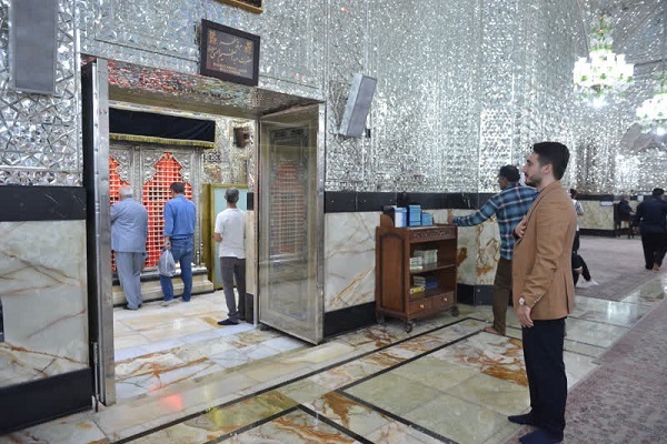 تشرف قاری برتر مسابقات اندونزی به حرم عبدالعظیم حسنی(ع) + عکس