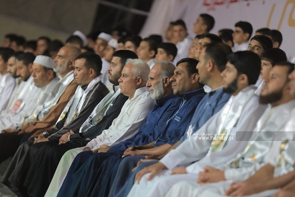 تکریم حافظان قرآن در غزه + عکس