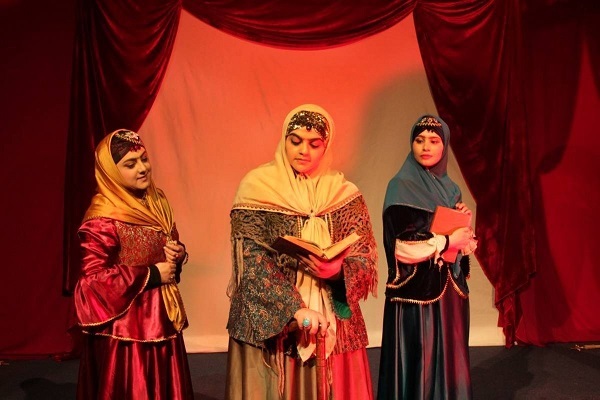 «علیا مخدره» روایت تولد تعزیه زنانه توسط بانوان ایرانی است «علیا مخدره» روایت تولد تعزیه زنانه توسط بانوان ایرانی است