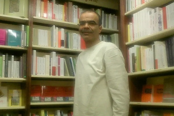 مختار زواوی، استاد زبانشناسی و زبان فرانسه در الجراير مختار زواوی، استاد زبانشناسی و زبان فرانسه در الجراير