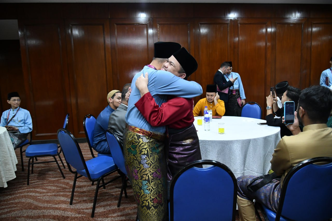 معرفی نفرات برتر مسابقات بین‌المللی قرآن مالزی + نمرات