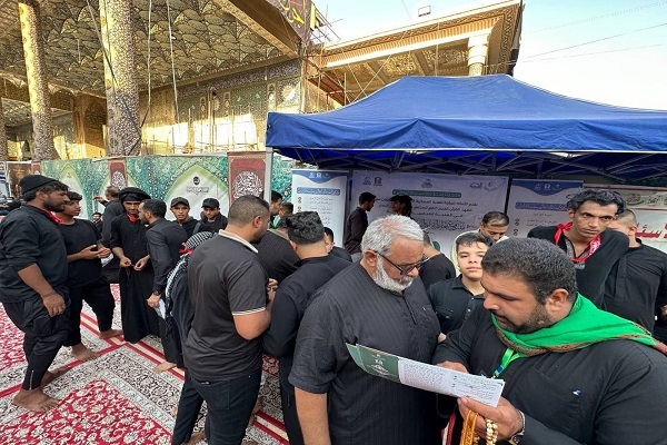 اجرای طرح آموزش صحیحخوانی قرآن کریم برای زائران امام سامراء + عکس اجرای طرح آموزش صحیحخوانی قرآن کریم برای زائران امام سامراء + عکس