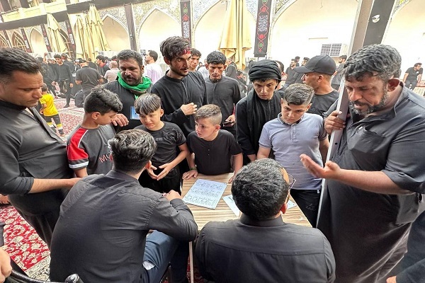 اجرای طرح آموزش صحیحخوانی قرآن کریم برای زائران امام سامراء + عکس اجرای طرح آموزش صحیحخوانی قرآن کریم برای زائران امام سامراء + عکس