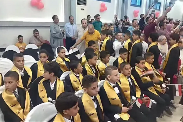 تجلیل از 100 حافظ قرآن نوجوان در «الغربیه» مصر + عکس