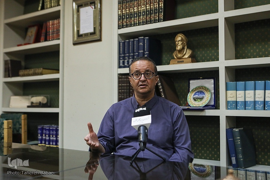 تلاش همه‌جانبه ایدئولوژی خلافت برای تقدس‌زدایی از چهره پیامبر(ص) + فیلم