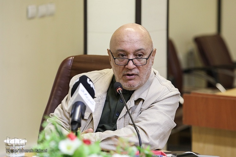 محمود نجاتی حسینی