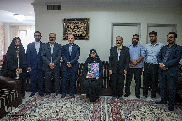 دیدار با خانواده شهید کربلایی